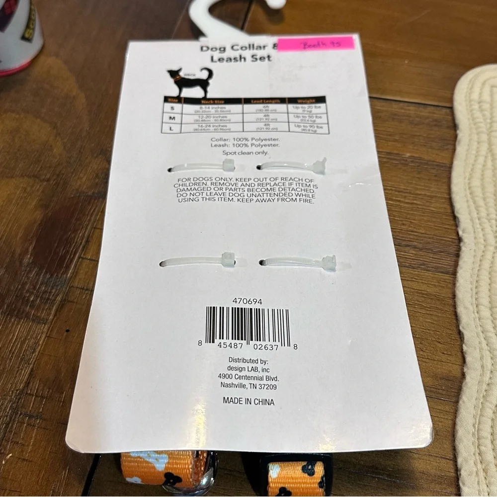 Buttons and Bones Dog Collar and‎ Leash Set Size Medium NEW